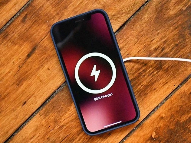 莲池苹果手机维修分享iPhone 12可以随便充电吗 